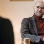 À qui parler pour aller mieux ? Psychologue, psychothérapeute : comment choisir le bon accompagnement