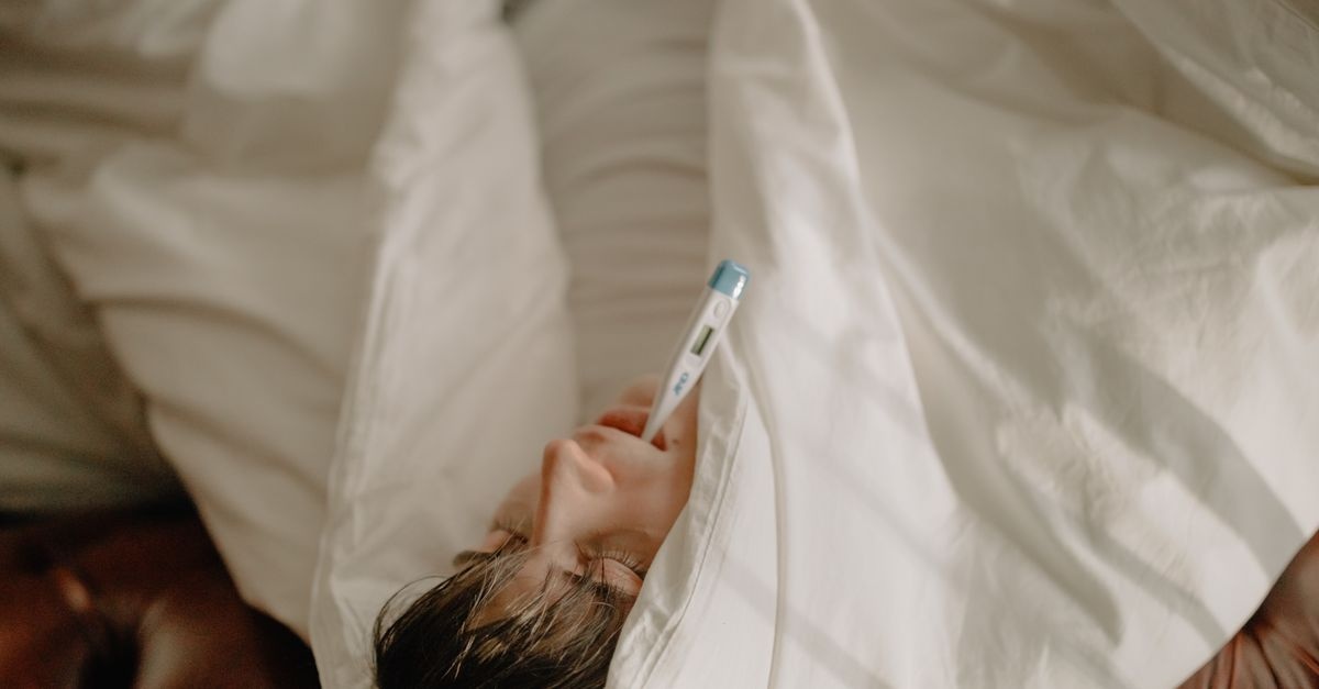 Fièvre : quand faut-il vraiment s’alarmer et consulter ?