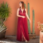 Quelle robe longue choisir pour une cérémonie ? Le guide chic pour briller en toute élégance