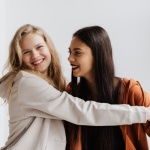 Oser de nouvelles rencontres : 10 astuces simples pour créer des amitiés durables