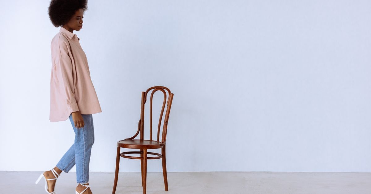 L’élégance du minimalisme : composer une tenue chic sans effort