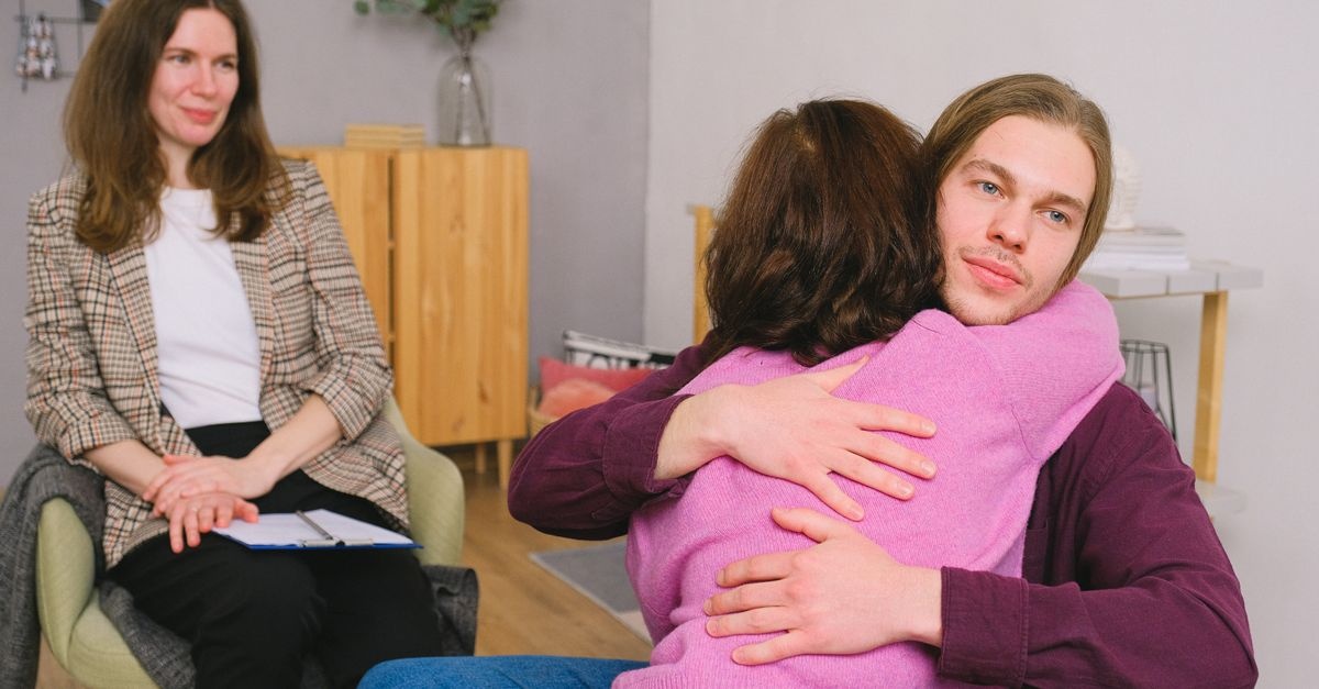 Reconstruire l’amour après une thérapie : clés pour une relation plus saine et plus forte